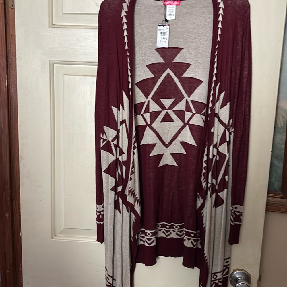 New with tag Aztec cover up